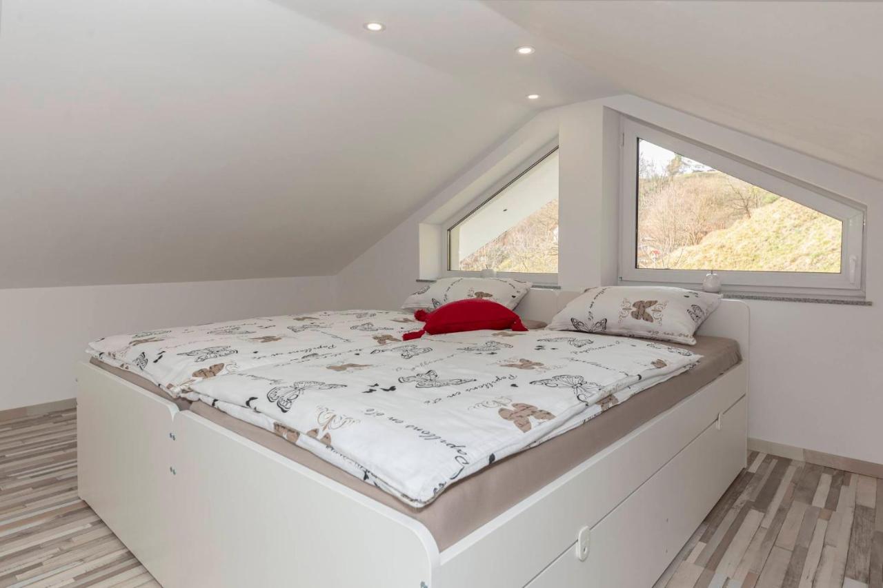 Polzela Holiday House Vikend מראה חיצוני תמונה